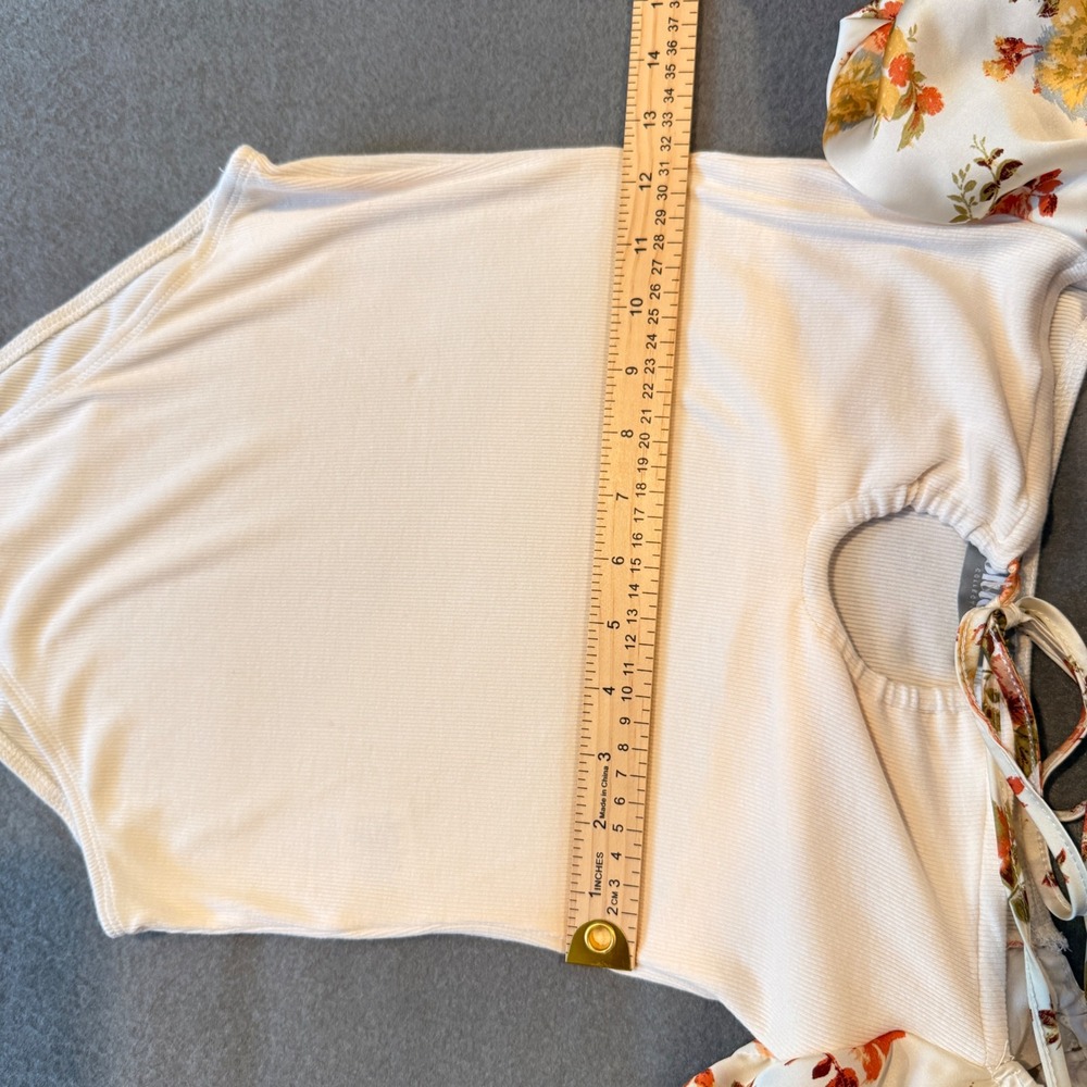 Puff Sleeve Floral Bodysuit – Cream Ribbed Knit Romantic Coquette Top – M - Picture 15 of 16
